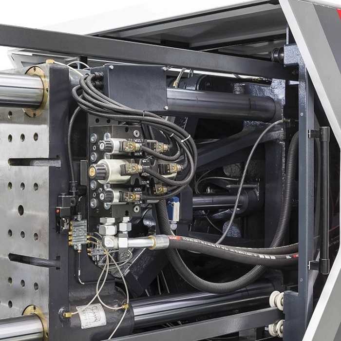 TRimm Plastik Enjeksiyon Hidrolik